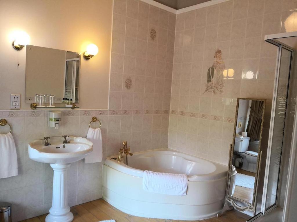 Oyo Dunmar House Hotel Alloa Zewnętrze zdjęcie